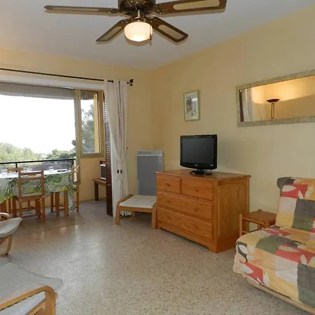 Apartment T2 Avec Piscine Et Parking Pour 4 Personnes - Fr-1-610-103 Le Lavandou